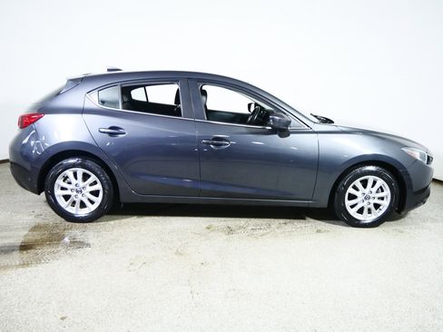 Used 2016 MAZDA MAZDA3 i Grand Touring FWD image 8