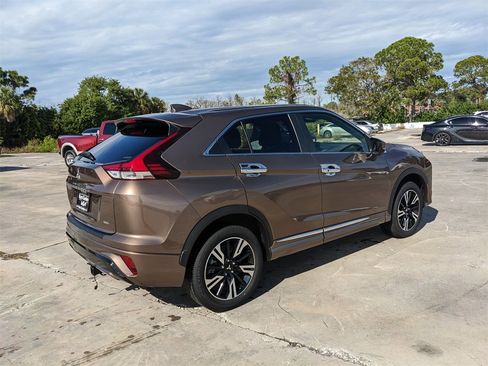 Used 2023 Mitsubishi Eclipse Cross SEL image 9