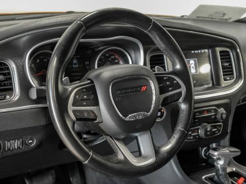 Used 2017 Dodge Charger R/T RWD image 25