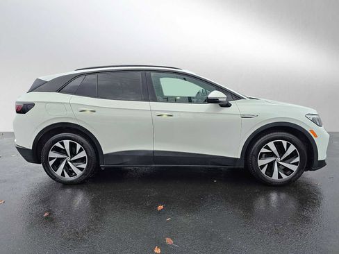 Used 2023 Volkswagen ID.4 Pro image 2
