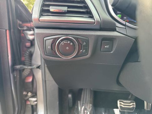 Used 2013 Ford Fusion Titanium image 25