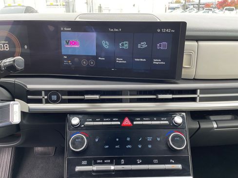 Used 2025 Hyundai Santa Fe SEL image 18