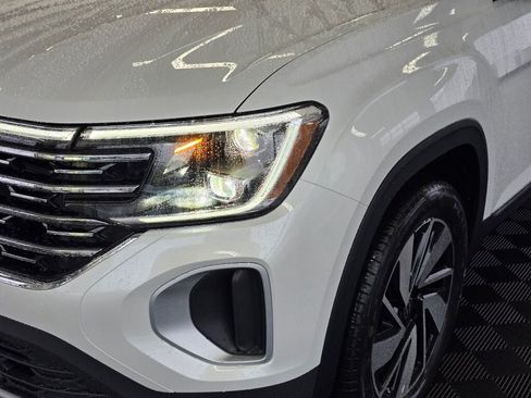 New 2026 Volkswagen Atlas SEL image 10