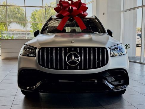 New 2026 Mercedes-Benz GLS 63 AMG 4MATIC image 5