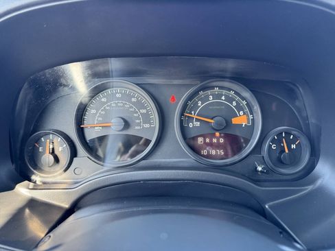 Used 2015 Jeep Patriot High Altitude FWD image 20