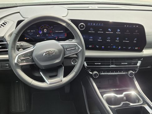 New 2026 Chevrolet Traverse LT w/ Midnight/Sport Edition FWD image 12