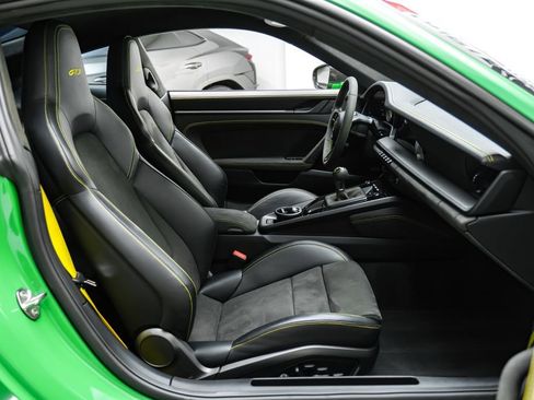 Used 2022 Porsche 911 GT3 RWD image 33