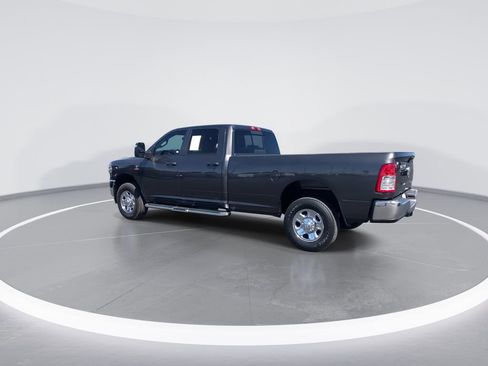Used 2024 RAM 3500 Tradesman w/ Chrome Appearance Group image 6
