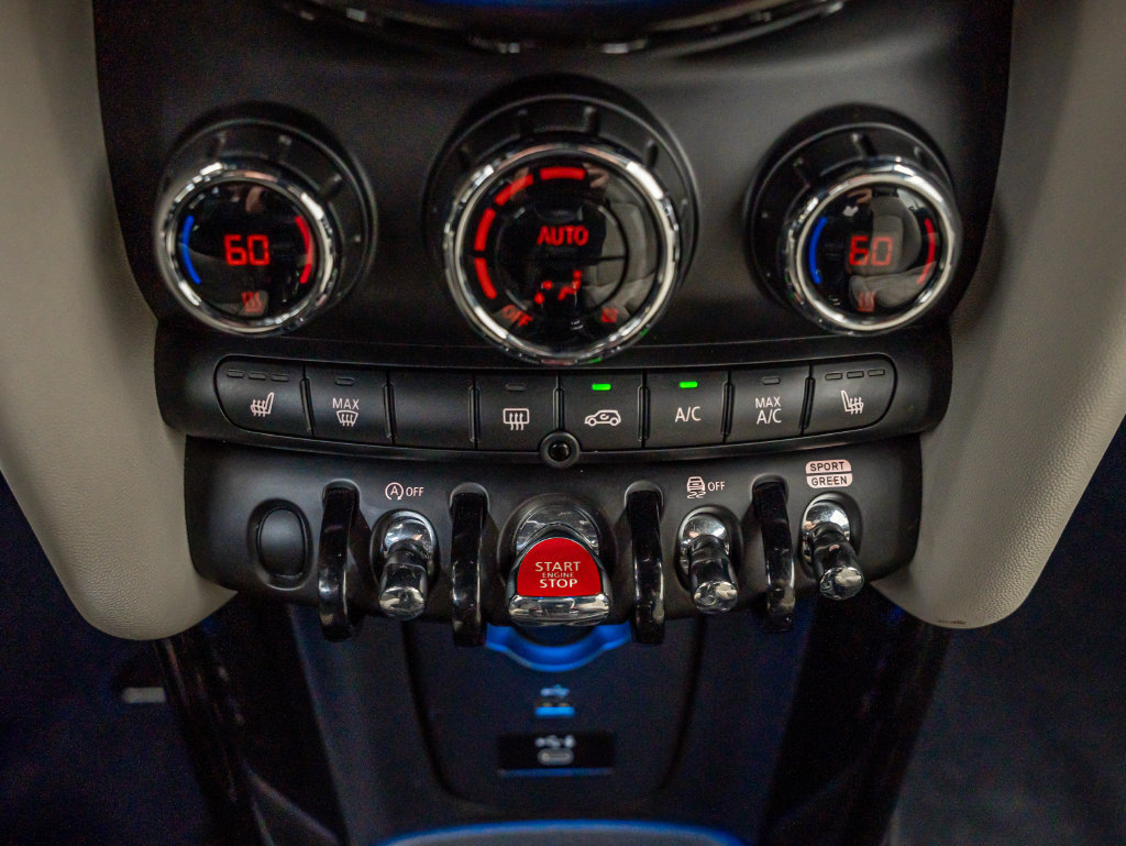 Used 2021 MINI Cooper S FWD image 38