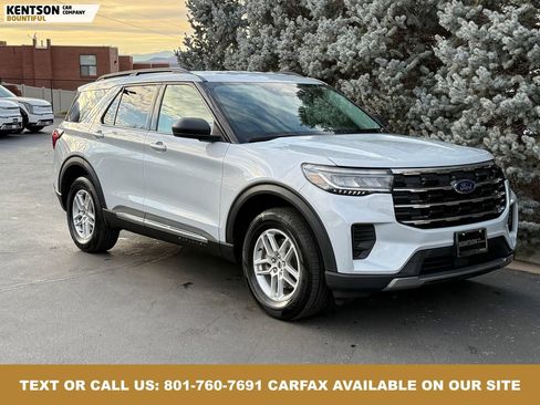 Used 2025 Ford Explorer Active image 10