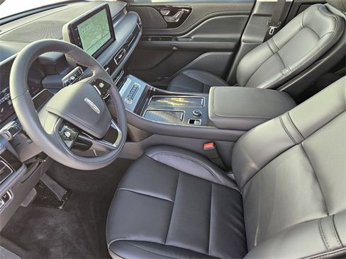New 2026 Lincoln Aviator Premiere w/ Jet Appearance Package image 12