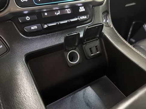 Used 2019 Chevrolet Tahoe LT w/ Off-Road Package AWD/4WD image 29