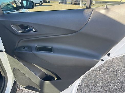 Used 2023 Chevrolet Equinox LT image 53