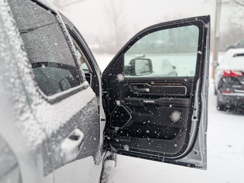 Used 2022 RAM 1500 Laramie image 48