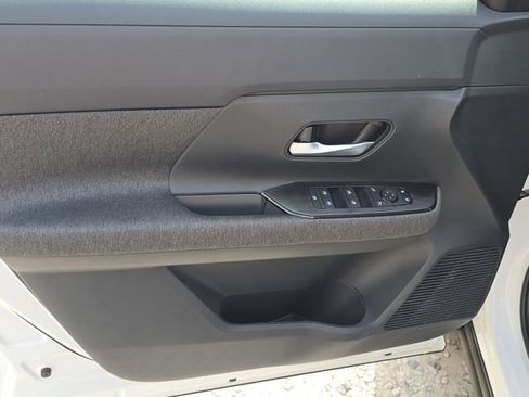 New 2026 Nissan Kicks SV w/ Cold Weather Package FWD image 19