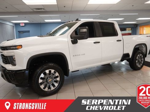New 2026 Chevrolet Silverado 2500 Custom w/ Custom Value Package AWD/4WD image 1
