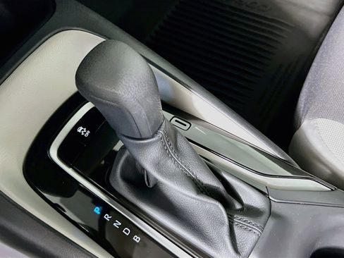 Used 2026 Toyota Corolla LE FWD image 22