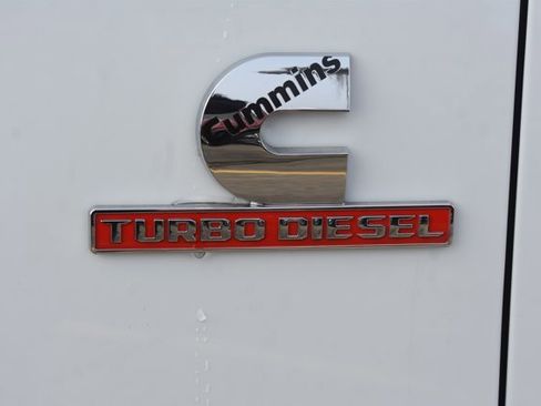 Used 2024 RAM 3500 Big Horn image 13