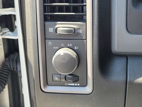 Used 2019 RAM 1500 Tradesman RWD image 25