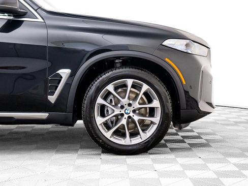 New 2026 BMW X5 xDrive40i w/ Climate Comfort Package image 36