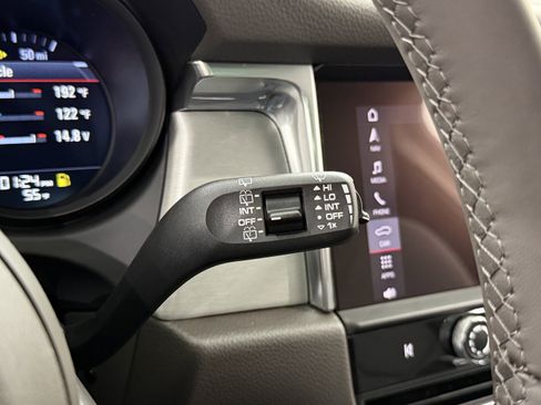 New 2026 Porsche Macan image 51