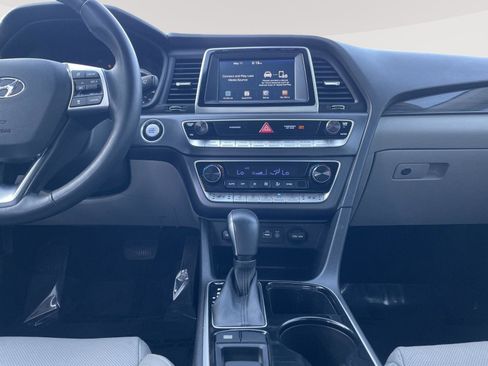 Used 2018 Hyundai Sonata Limited FWD image 18