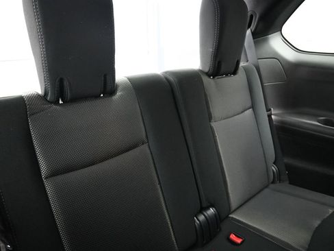 Used 2020 Nissan Pathfinder SV image 26