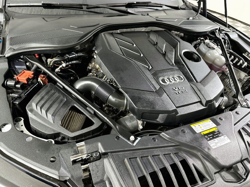Used 2021 Audi A8 L 3.0T w/ Executive Plus Package AWD/4WD image 26