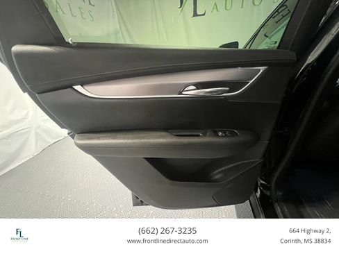 Used 2017 Cadillac XT5 Luxury w/ Driver Awareness Package AWD/4WD image 20