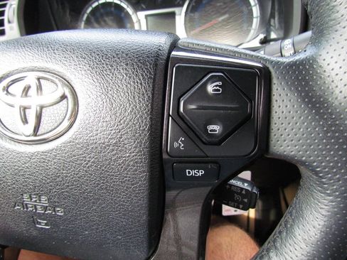 Used 2019 Toyota 4Runner TRD Off-Road Premium AWD/4WD image 24