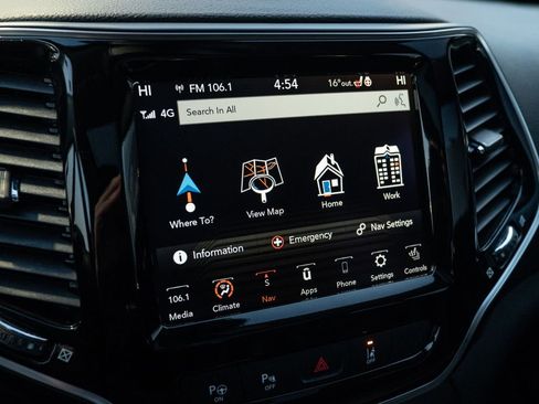 Used 2022 Jeep Cherokee Limited w/ Elite Package image 25