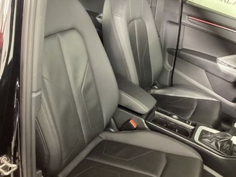 Used 2021 Audi Q3 2.0T Premium Plus w/ Premium Plus Package image 17