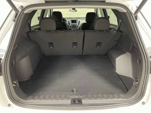 Used 2023 Chevrolet Equinox LT AWD/4WD image 24