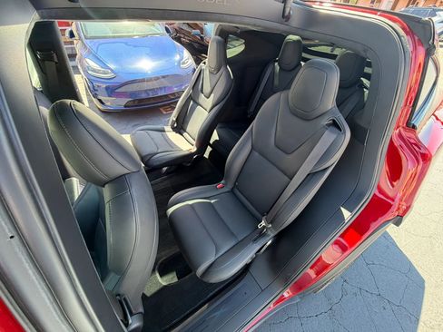 Used 2023 Tesla Model X AWD/4WD image 12