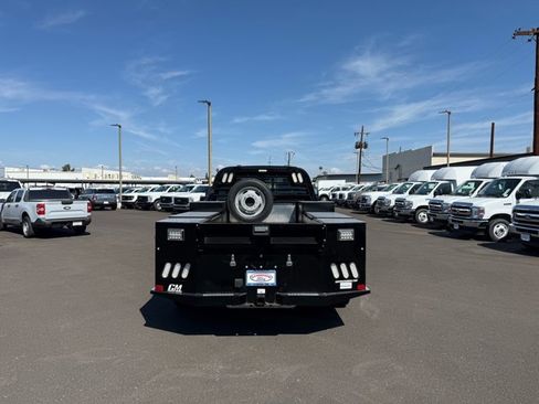 New 2026 Ford F550 4x4 Crew Cab image 3