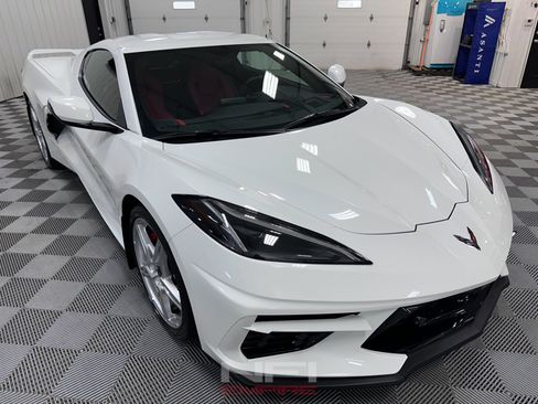 Used 2022 Chevrolet Corvette Stingray Preferred Cpe w/ Z51 Performance Package image 5