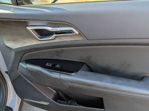 Used 2025 Kia Sportage X-Line w/ Premium Package image 25