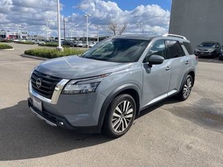 Used 2022 Nissan Pathfinder Platinum w/ Cargo Package video 1