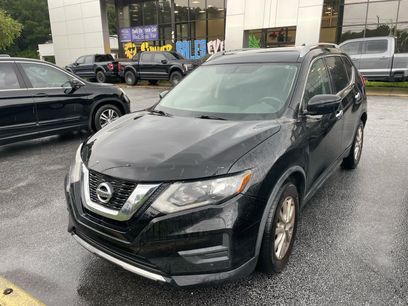 Used 2017 Nissan Rogue SV