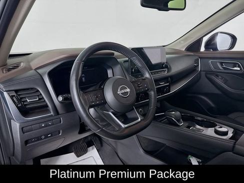 Used 2023 Nissan Rogue Platinum w/ Platinum Premium Package image 9
