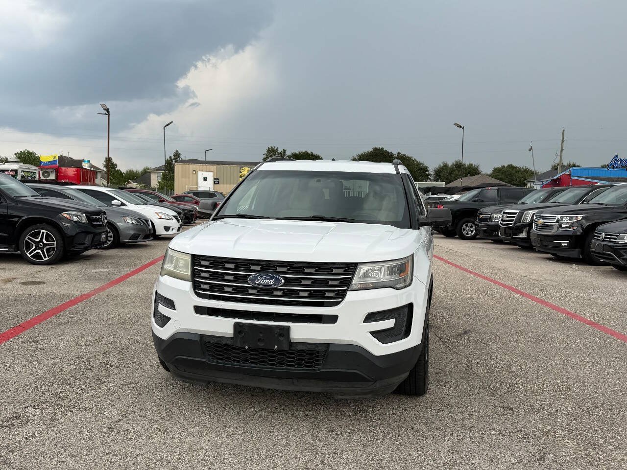 Used 2017 Ford Explorer 4WD image 4