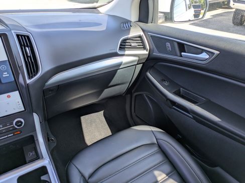 Certified 2022 Ford Edge SEL w/ Convenience Package AWD/4WD image 15