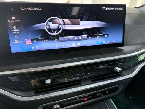 Used 2026 BMW X5 xDrive40i AWD/4WD image 24
