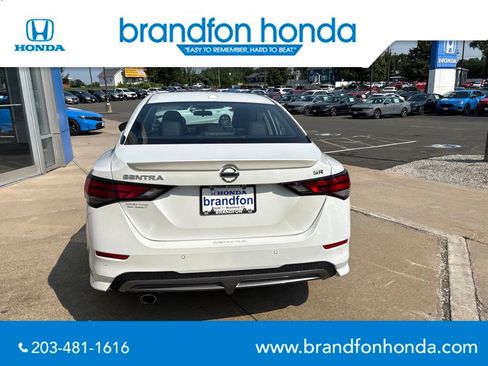 Used 2023 Nissan Sentra SR w/ SR Premium Package FWD image 5