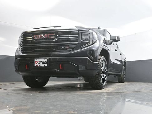 Used 2024 GMC Sierra 1500 AT4 w/ Technology Package AWD/4WD image 36