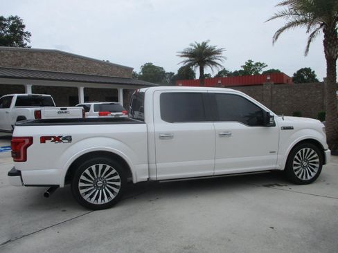 Used 2016 Ford F150 Platinum w/ Equipment Group 701A Luxury AWD/4WD image 6