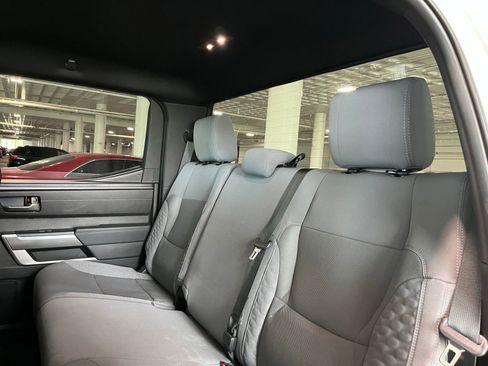 Used 2025 Toyota Tundra SR5 AWD/4WD image 34