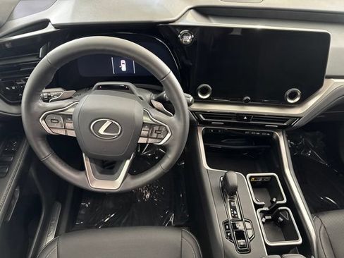 Used 2025 Lexus TX 350 AWD w/ Technology Package image 26
