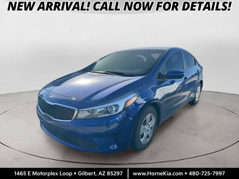 Used 2018 Kia Forte LX FWD image 1