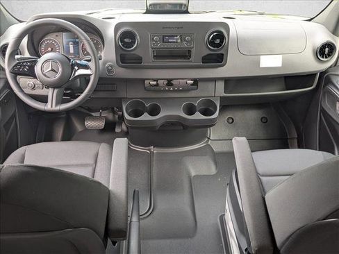 New 2025 Mercedes-Benz Sprinter 3500 image 13
